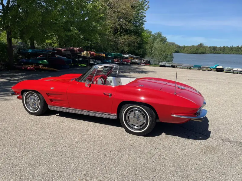 1963 Chevrolet Corvette Sting Ray Convertible photo 10