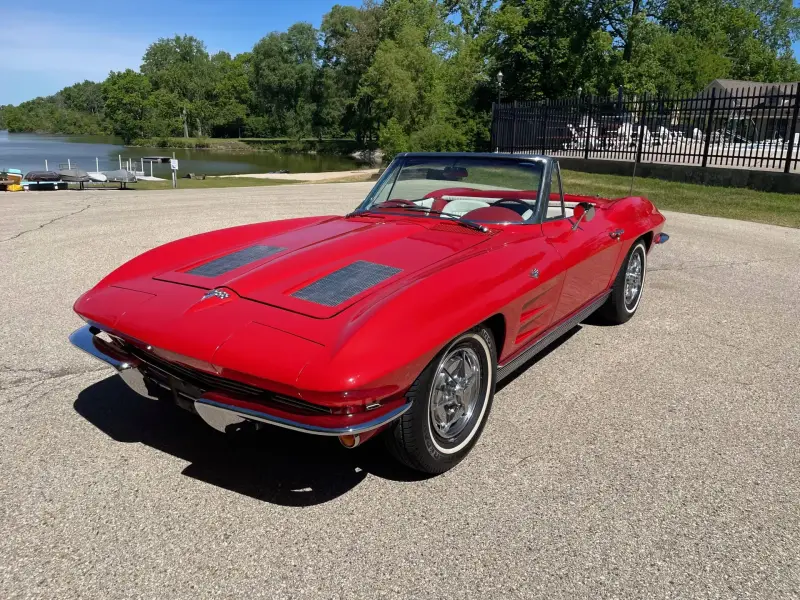 1963 Chevrolet Corvette Sting Ray Convertible photo 5