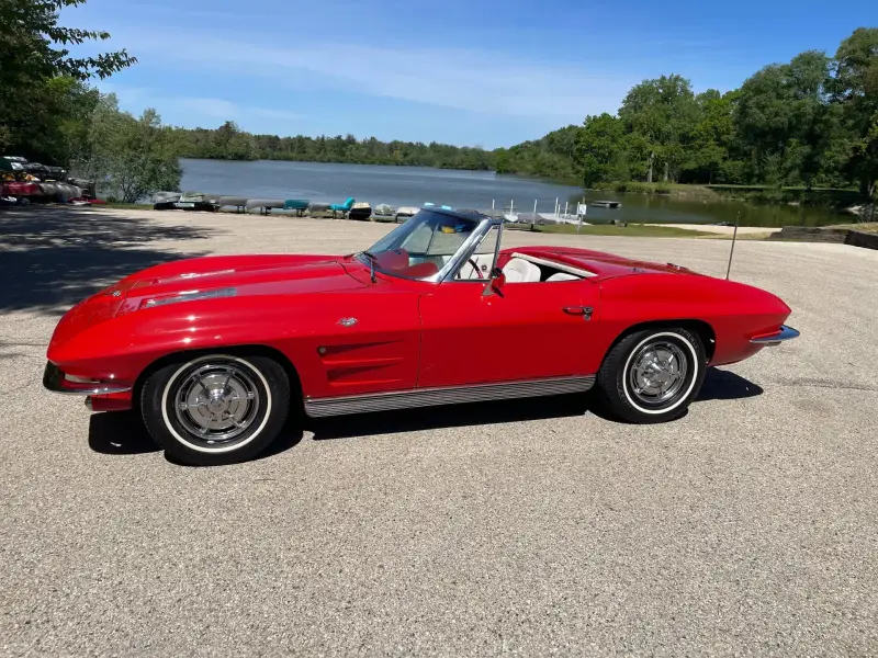 1963 Chevrolet Corvette Sting Ray Convertible photo 7