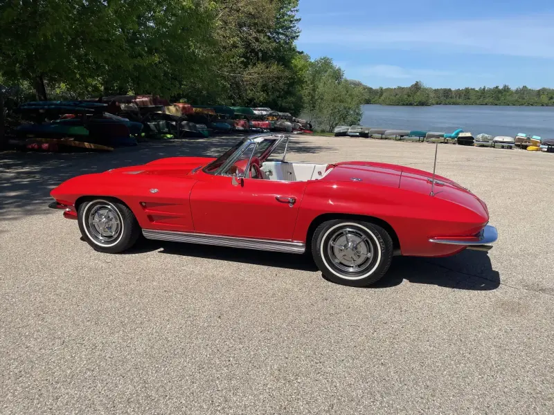 1963 Chevrolet Corvette Sting Ray Convertible photo 22