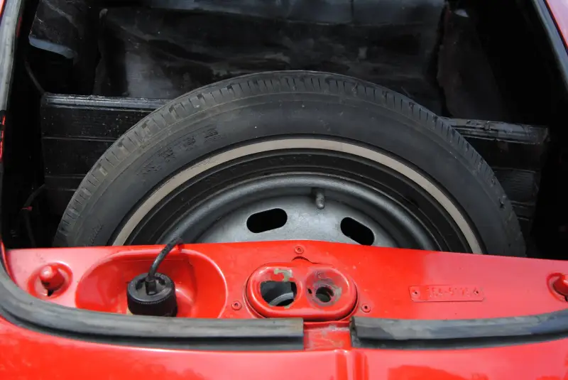 1974 Volkswagen Karmann Ghia Type 14 photo 18