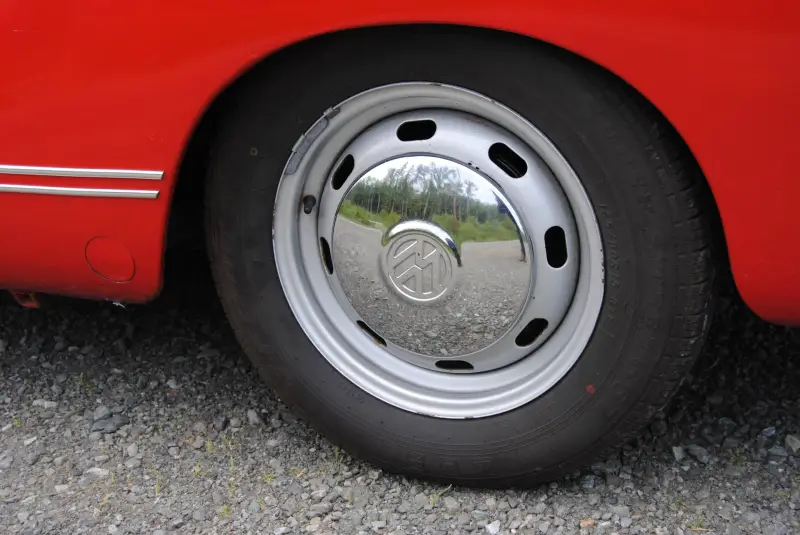 1974 Volkswagen Karmann Ghia Type 14 photo 23