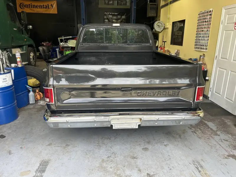 1985 Chevrolet C10 pickup photo 6