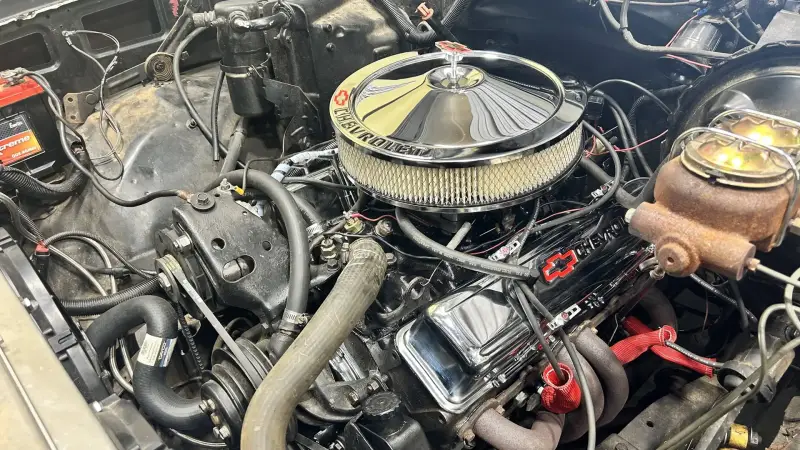 1985 Chevrolet C10 pickup photo 17