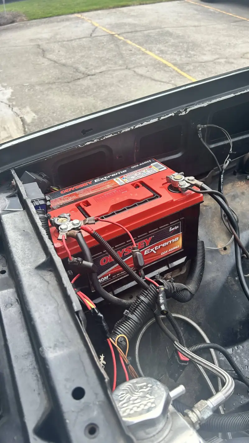 1985 Chevrolet C10 pickup photo 24