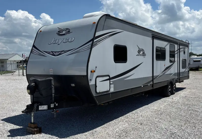 2021 Jayco JayFlight photo 1