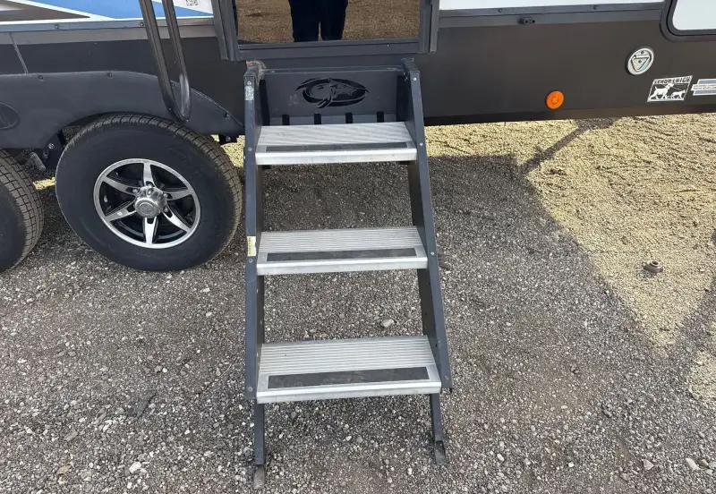 2021 Cherokee by Forest River Inc. Arctic Wolf photo 35