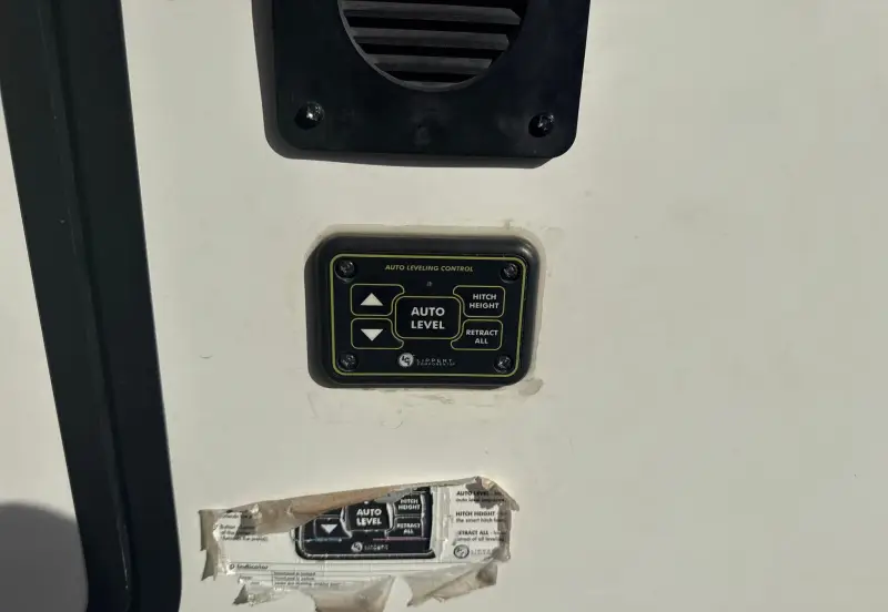 2021 Cherokee by Forest River Inc. Arctic Wolf photo 14