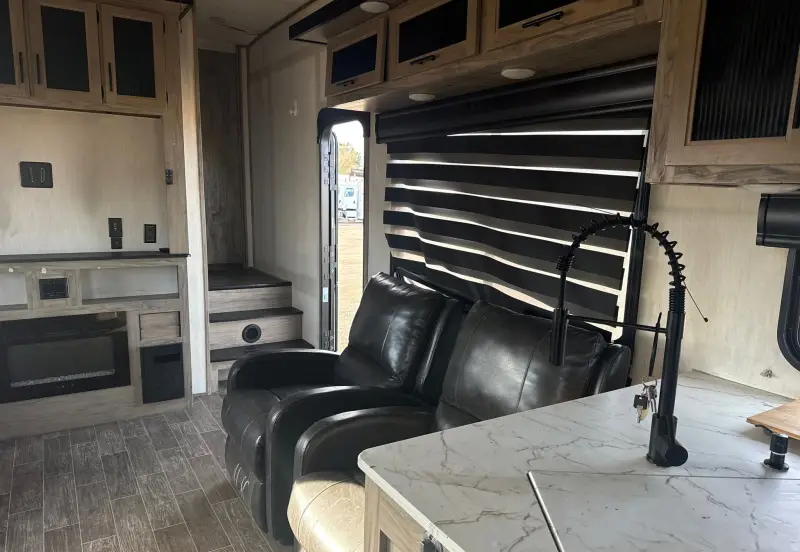 2021 Cherokee by Forest River Inc. Arctic Wolf photo 64
