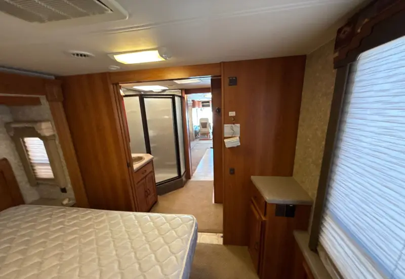 2005 Coachman Encore 380DS photo 95