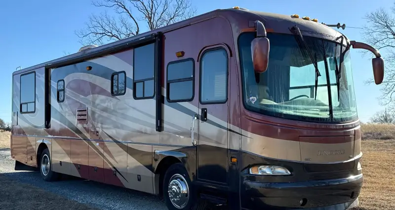 2005 Coachman Encore 380DS photo 3