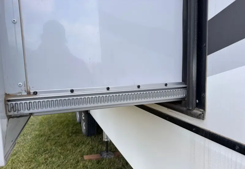 2023 Alliance Rv Paradigm photo 31