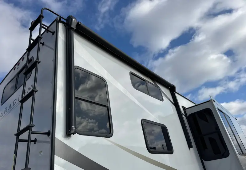 2023 Alliance Rv Paradigm photo 29