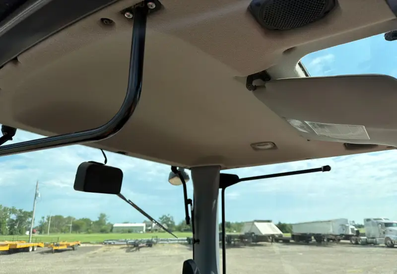 2013 Kubota M135GX photo 42