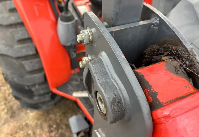 2021 Kubota M62 photo 24