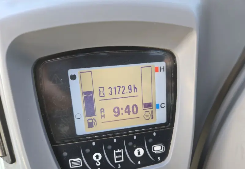 2017 Kubota KX080-4 photo 94
