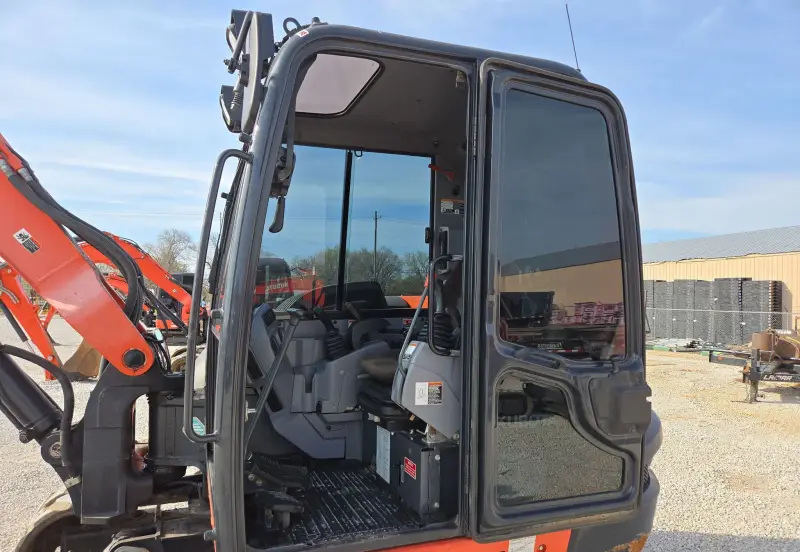 2017 Kubota KX080-4 photo 87