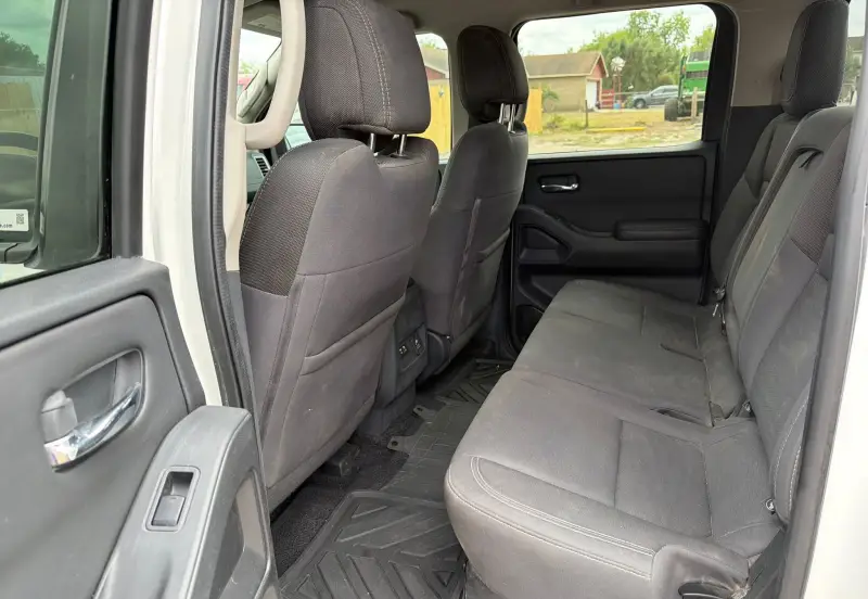 2022 Nissan Frontier photo 53