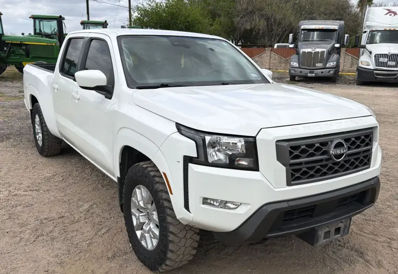 2022 Nissan Frontier photo 4