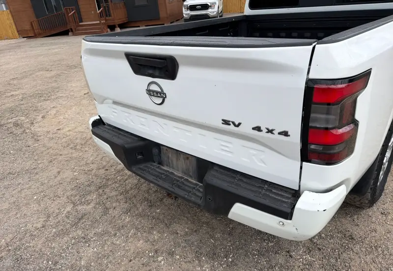 2022 Nissan Frontier photo 22