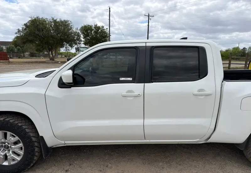 2022 Nissan Frontier photo 10