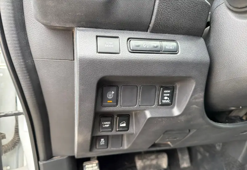 2022 Nissan Frontier photo 37
