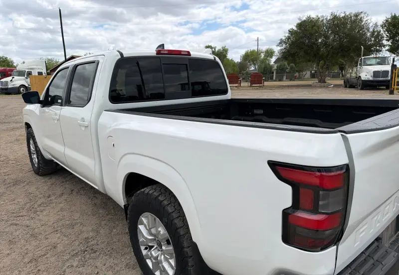 2022 Nissan Frontier photo 30