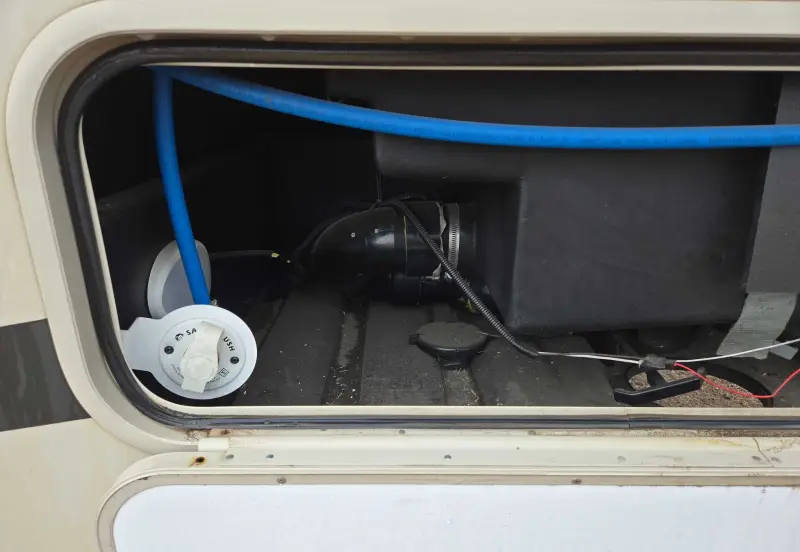 2017 Thor Motor Coach Stripped photo 27