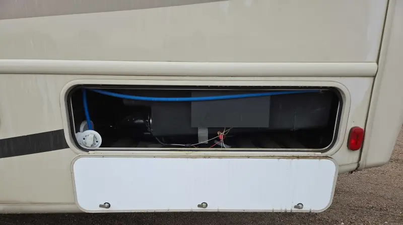 2017 Thor Motor Coach Stripped photo 26