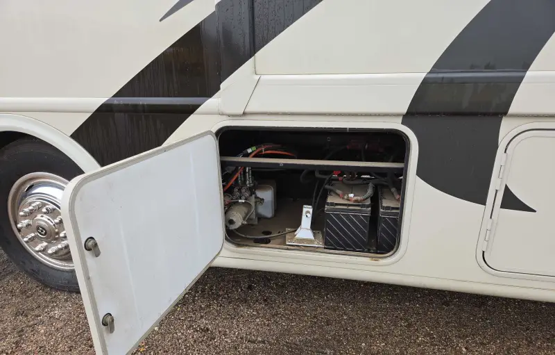 2017 Thor Motor Coach Stripped photo 43
