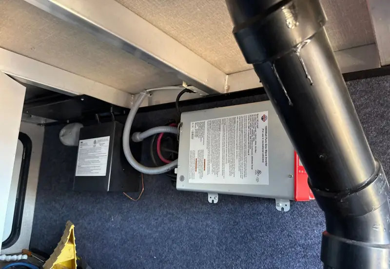 2017 Keystone FZ42317 photo 24