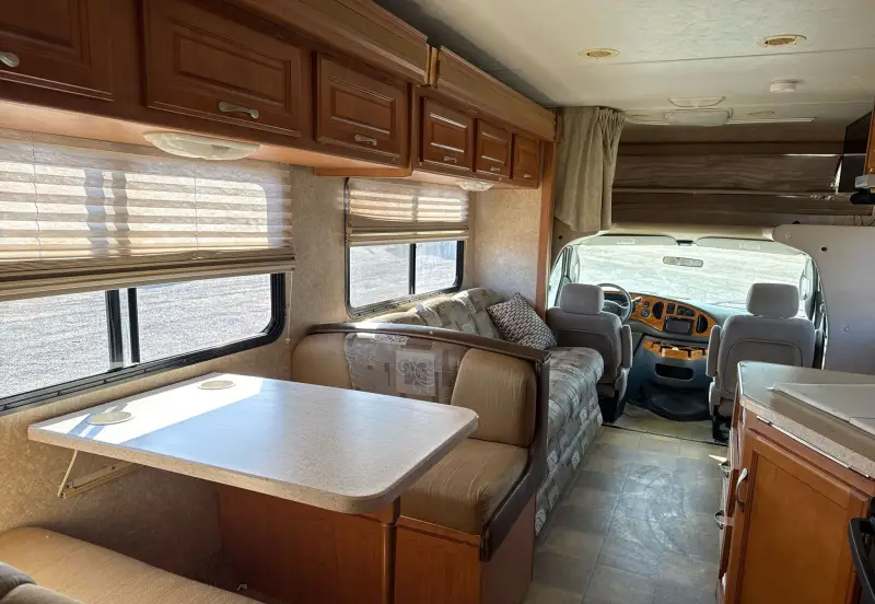2008 Ford E450 Super Duty photo 113