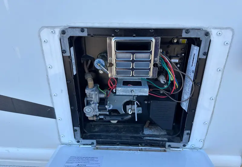 2008 Ford E450 Super Duty photo 22