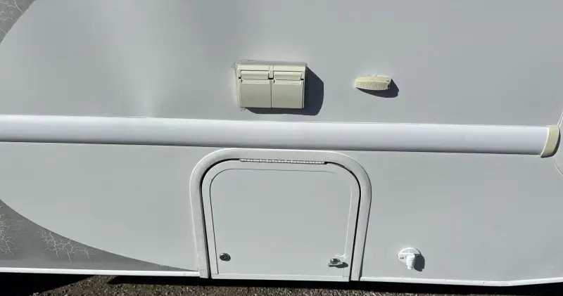 2008 Ford E450 Super Duty photo 31