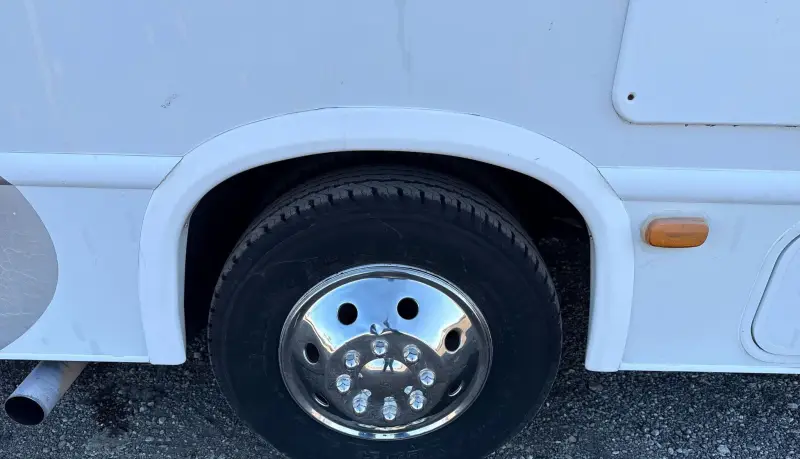 2008 Ford E450 Super Duty photo 135