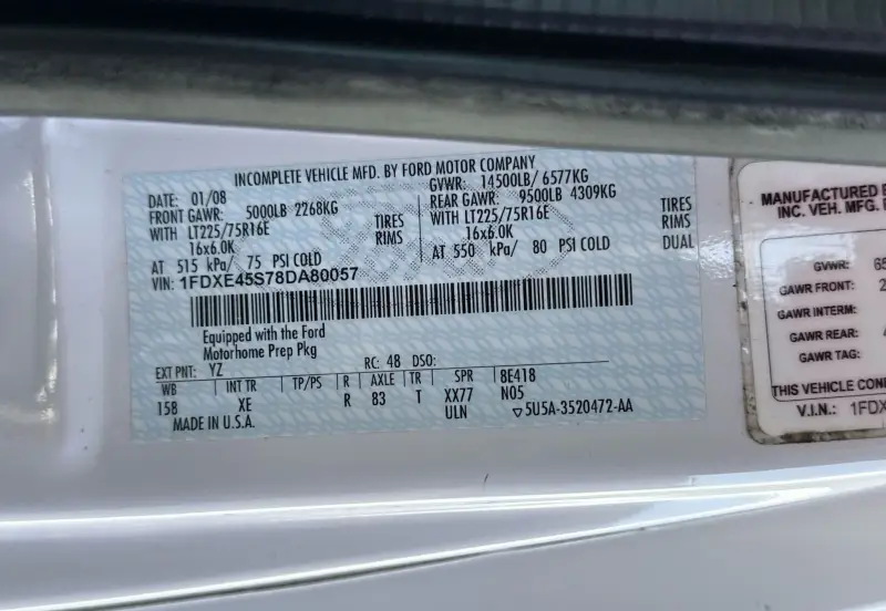 2008 Ford E450 Super Duty photo 139